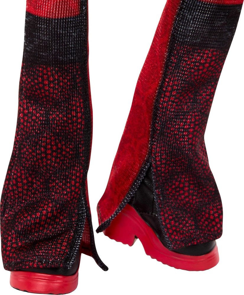 Mattel Disney Descendants 4: The Rise of Red Fashion Doll & Accessory – Red, Daughter of Queen of Hearts with Movie-Inspired Clothes & Pocket Watch