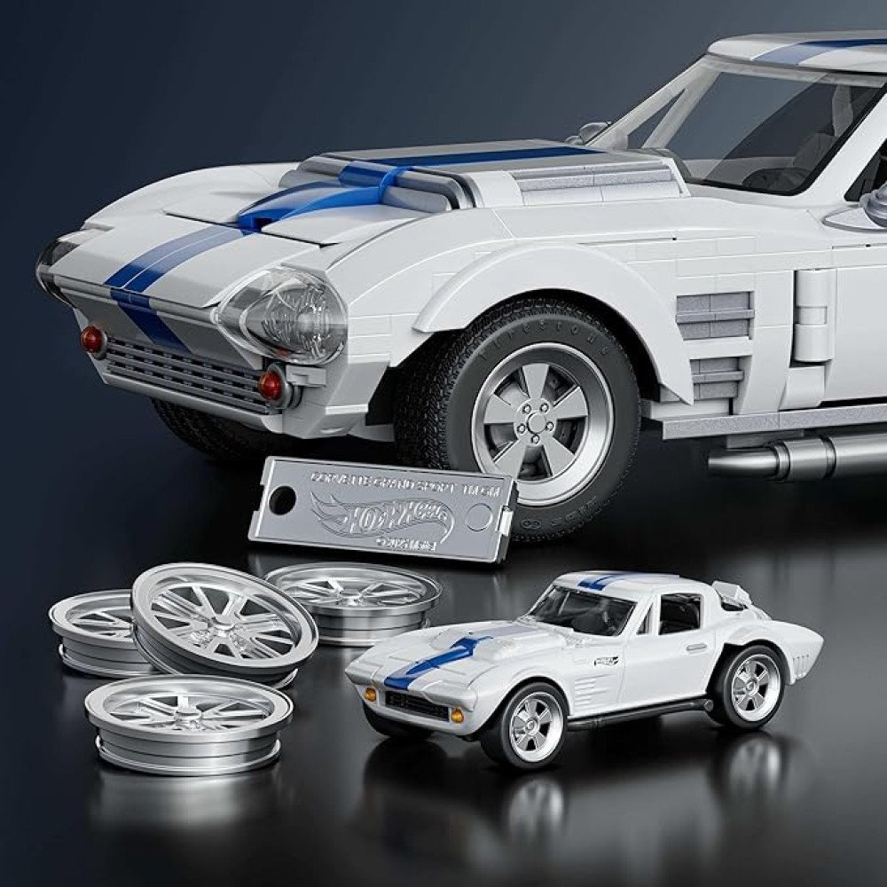 Mattel Brick Shop Hot Wheels Elite Series Building Set, Corvette Grand Sport with 918 Pieces, Realistic Details and Custom Decals, Adult Collectors and Kids Ages 10+