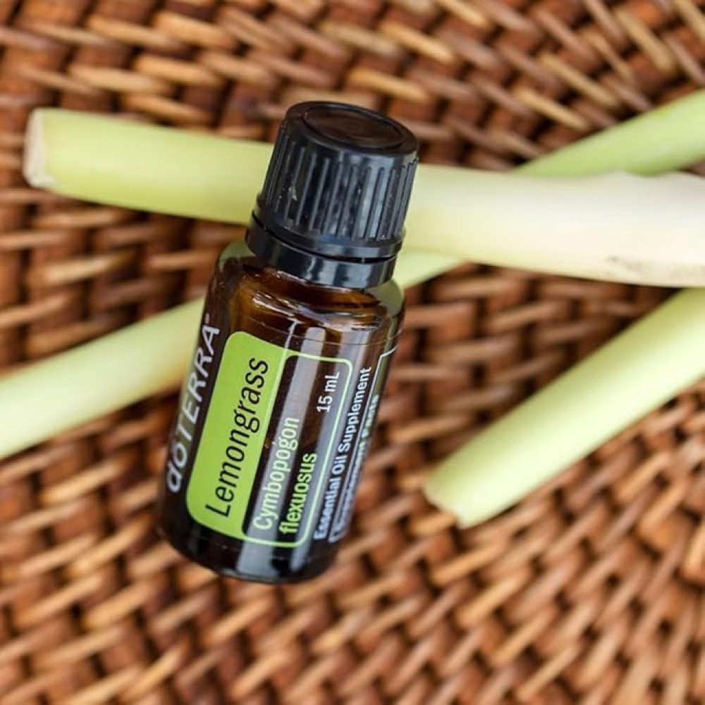 doTERRA Lemongrass Essential Oil - Supports Healthy Digestion, Used for Soothing Massage and Refreshing Feeling; For Diffusion, Internal, or Topical Use - 15 ml